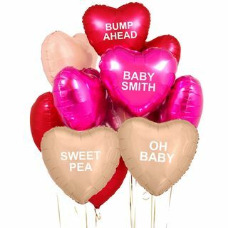 Baloane cu inimă de Ziua Îndrăgostiților